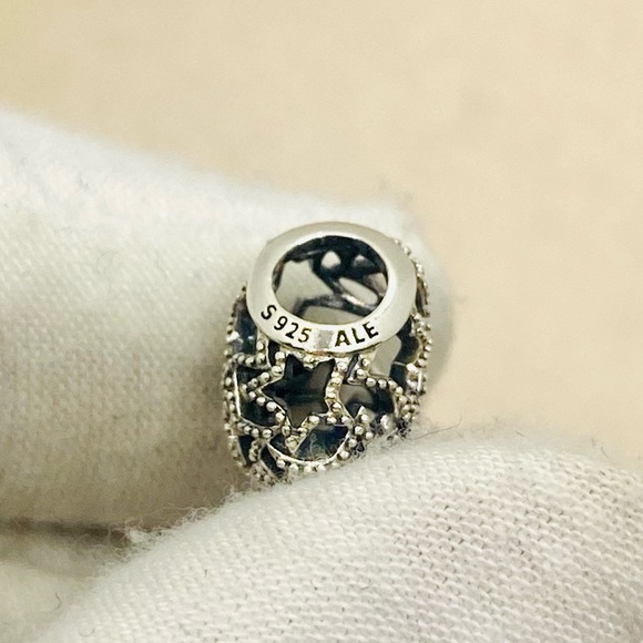 EUC Pandora 798462C00 Sterling Silver Openwork Heart & Beaded Stars Charm - Picture 8 of 9